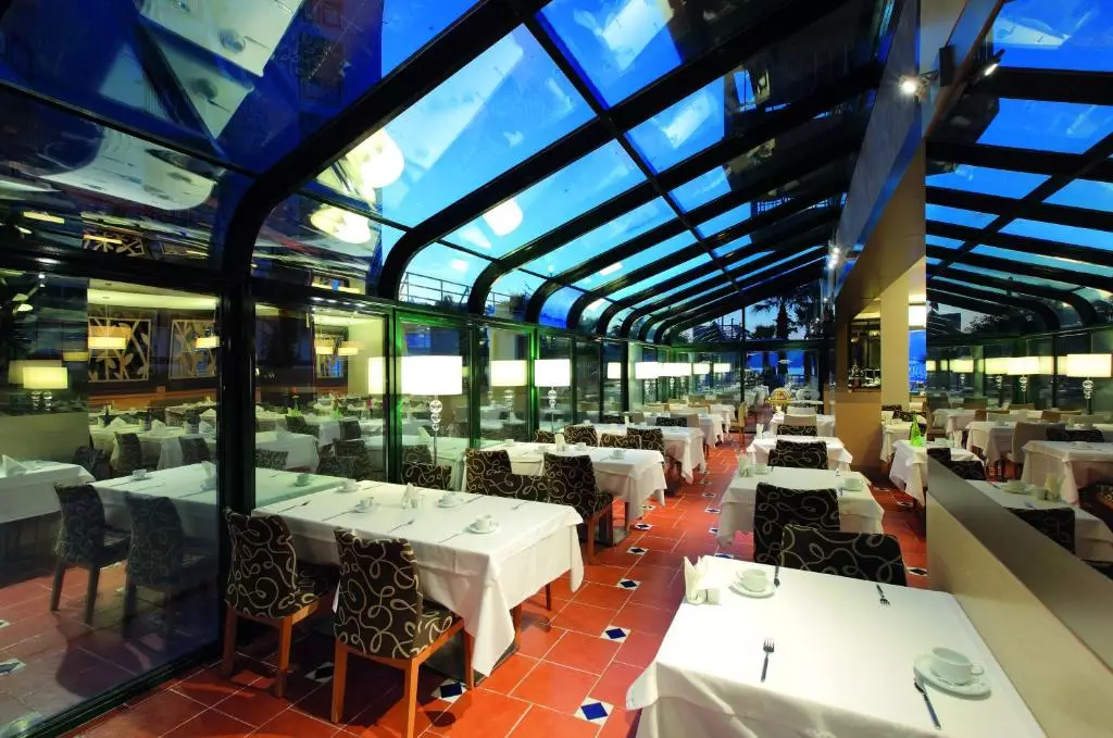 ستیا بیچ ریزورت مارماریس